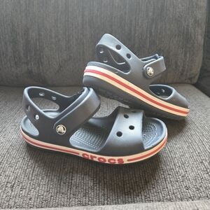 Crocs Sandals Velcro Strap Navy Bluse